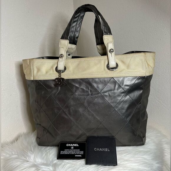 💯Authentic Chanel Tote Bag- Large Size 🍀 - Picture 11 of 16